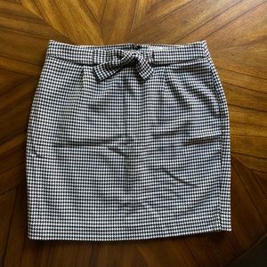 Black & white skirt